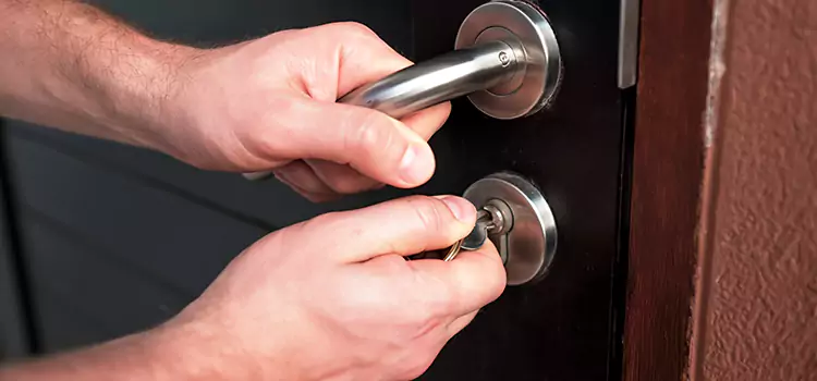 Door Closer Repair & Installation Centereach